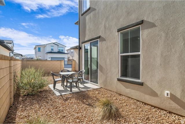 663 W JUNIPER DR, St. George, UT 84790