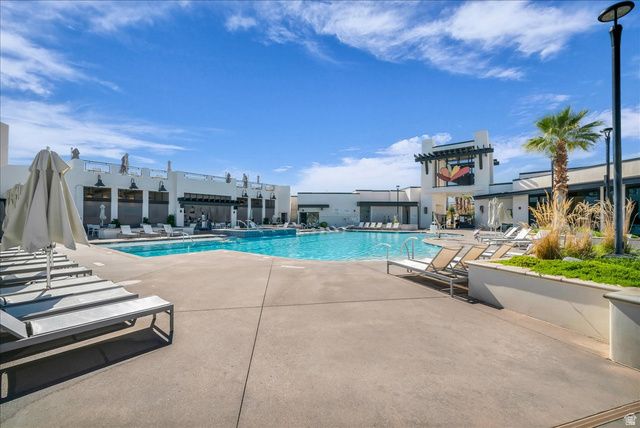 663 W JUNIPER DR, St. George, UT 84790