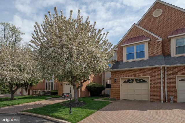 125 SPRINGTON MEWS CIR, Media, PA 19063