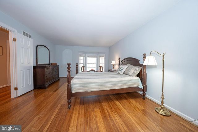 125 SPRINGTON MEWS CIR, Media, PA 19063