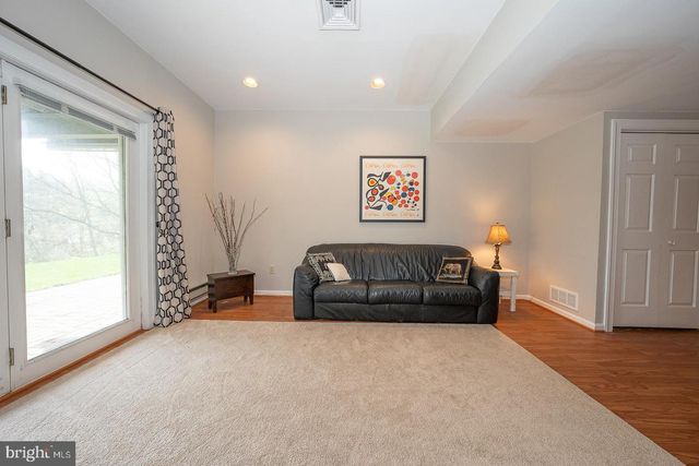 125 SPRINGTON MEWS CIR, Media, PA 19063