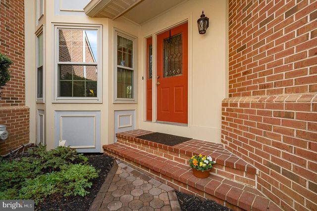 125 SPRINGTON MEWS CIR, Media, PA 19063