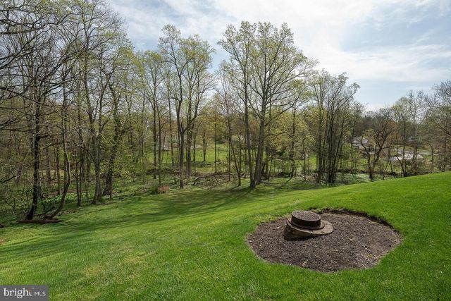 125 SPRINGTON MEWS CIR, Media, PA 19063