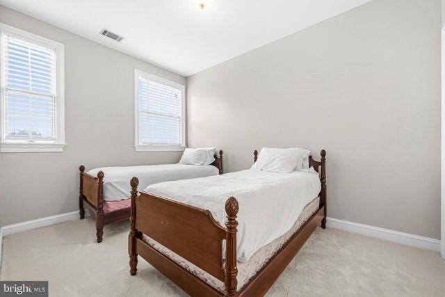 1352 RAMSEUR LN, Winchester, VA 22601