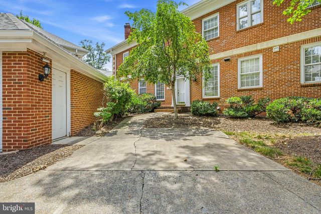 1352 RAMSEUR LN, Winchester, VA 22601