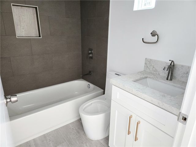 227 E 84th, Los Angeles, CA 90003