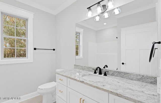 154 Elokwa Way, Loudon, TN 37774