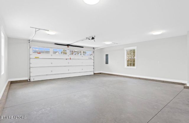 154 Elokwa Way, Loudon, TN 37774