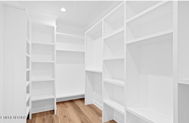 154 Elokwa Way, Loudon, TN 37774