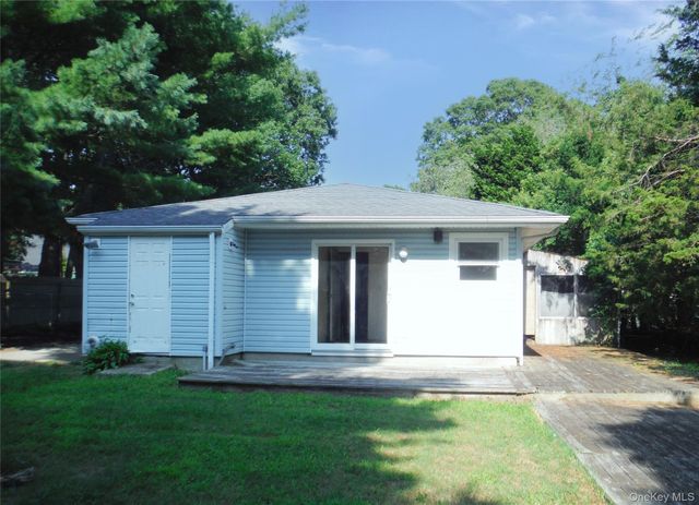 58 Terapin Street, Mastic, NY 11950