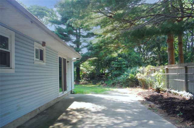 58 Terapin Street, Mastic, NY 11950