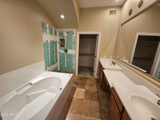14450 N Thompson Peak Parkway 111, Scottsdale, AZ 85260