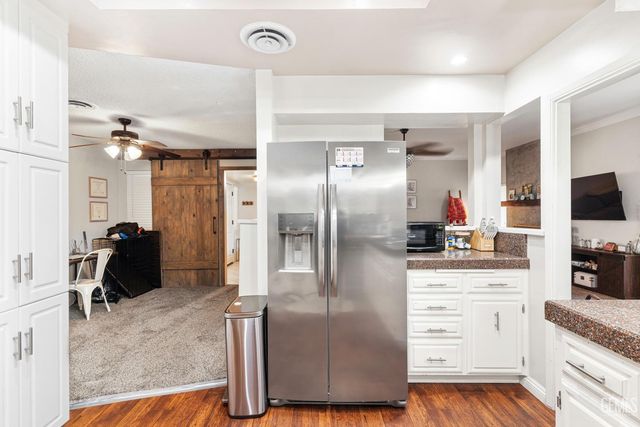 2000 Ashe Road 21, Bakersfield, CA 93309