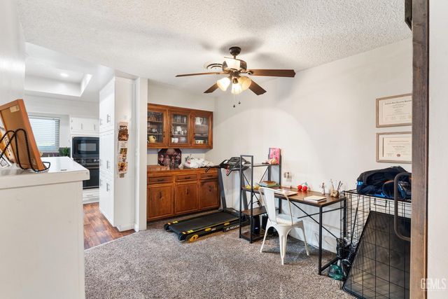 2000 Ashe Road 21, Bakersfield, CA 93309