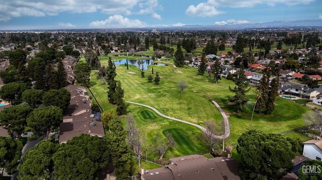 2000 Ashe Road 21, Bakersfield, CA 93309