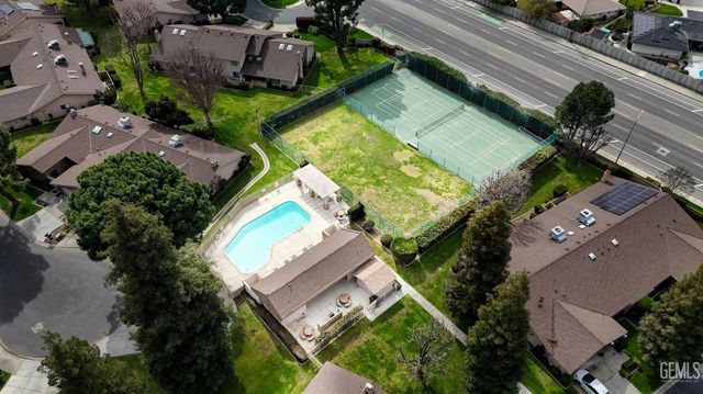 2000 Ashe Road 21, Bakersfield, CA 93309