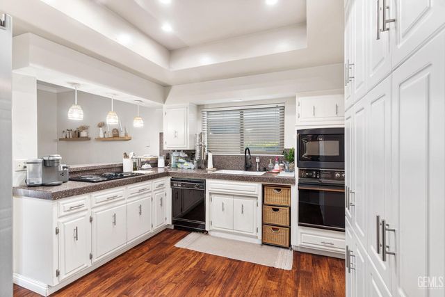 2000 Ashe Road 21, Bakersfield, CA 93309