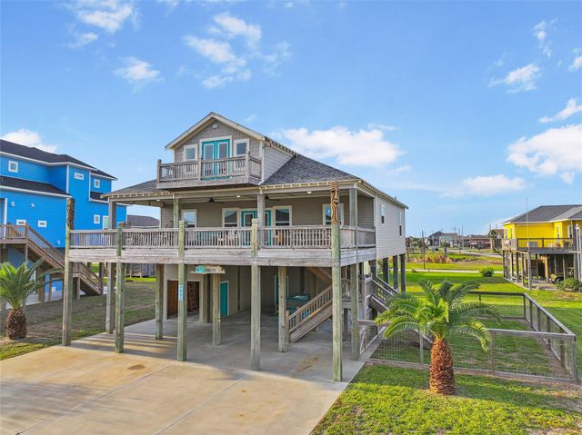 2025 Vista Drive, Crystal Beach, TX 77650