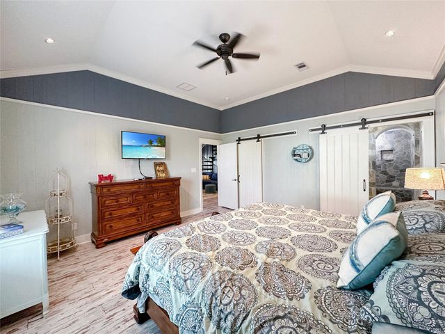 2025 Vista Drive, Crystal Beach, TX 77650