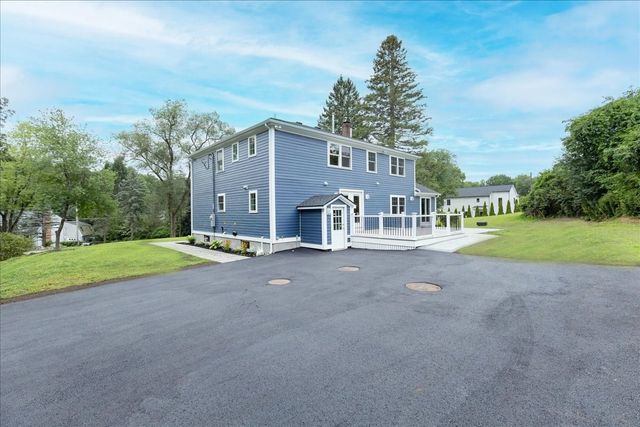 113 River St, Middleton, MA 01949