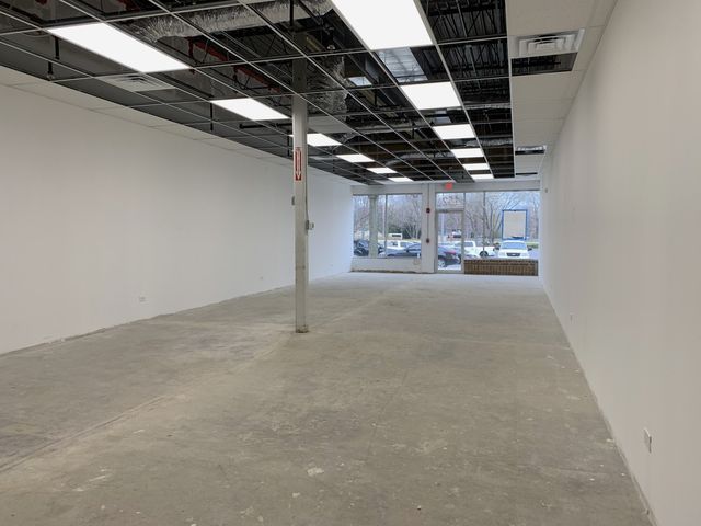 152 N Bolingbrook Drive, Bolingbrook, IL 60440