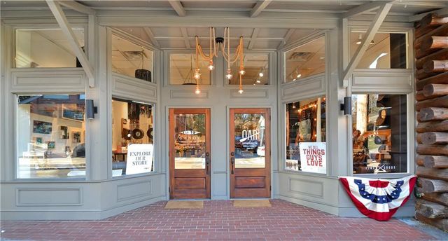 152 Broken Arrow Path, Blue Ridge, GA 30513