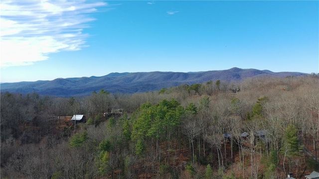 152 Broken Arrow Path, Blue Ridge, GA 30513