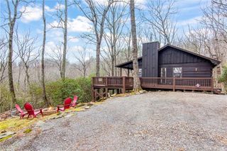 152 Broken Arrow Path, Blue Ridge, GA 30513