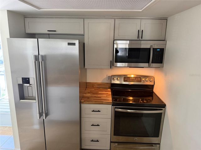 4831 W MCELROY AVENUE F104, Tampa, FL 33611