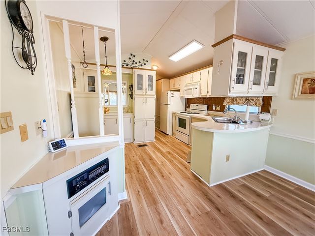 10707 Yellow Rail CIR 4, Estero, FL 33928