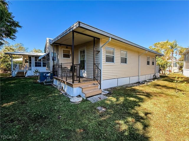 10707 Yellow Rail CIR 4, Estero, FL 33928