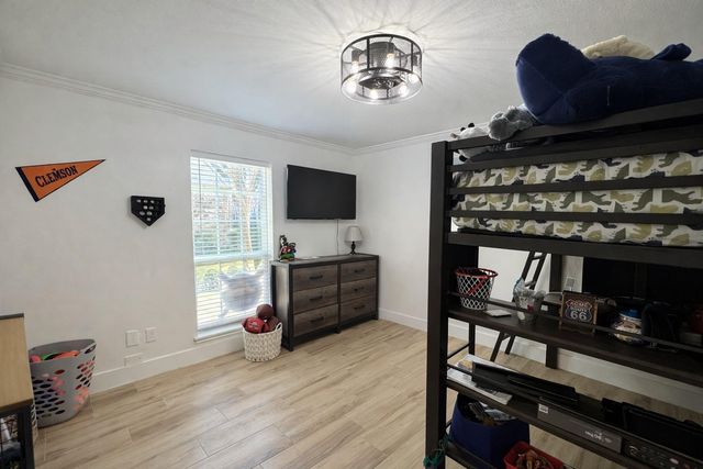 361 N Post Oak Lane 145, Houston, TX 77024