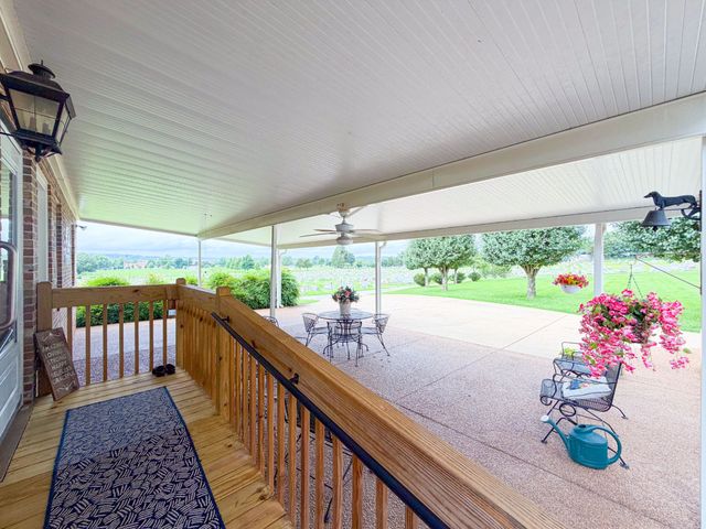 326 Ballentine St, Pulaski, TN 38478