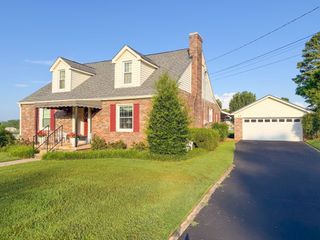 326 Ballentine St, Pulaski, TN 38478