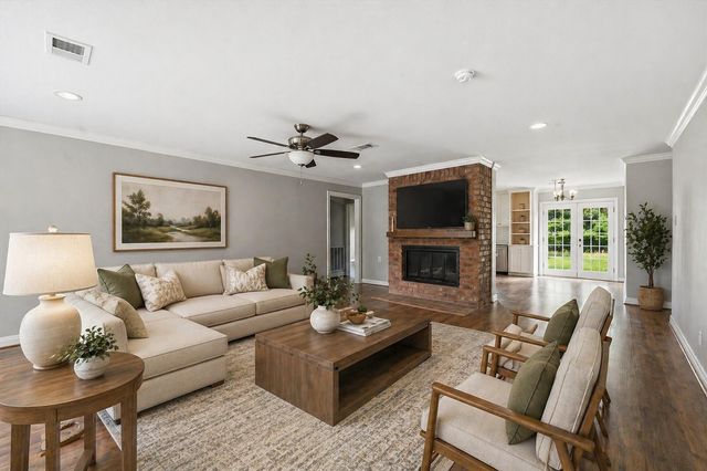 25823 Water Ridge Drive, Huffman, TX 77336