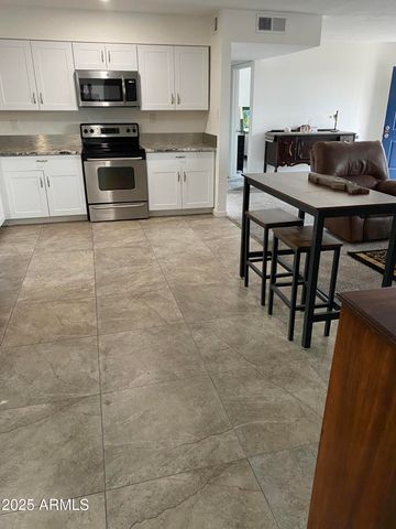 12829 N AUGUSTA Drive, Sun City, AZ 85351