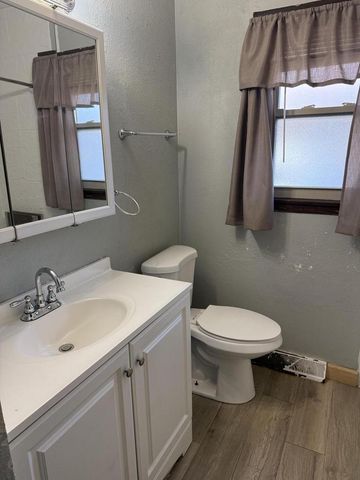 4029 N 72nd STREET, Milwaukee, WI 53216
