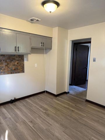 4029 N 72nd STREET, Milwaukee, WI 53216