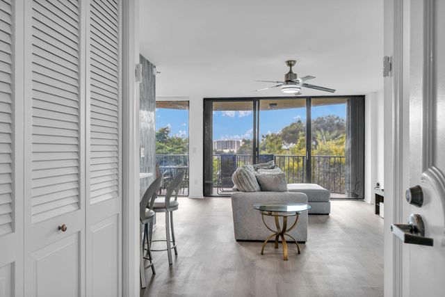 859 Jeffery Street SE 5090, Boca Raton, FL 33487