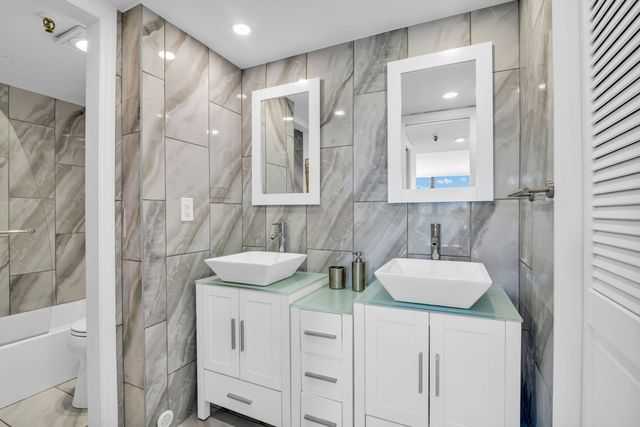 859 Jeffery Street SE 5090, Boca Raton, FL 33487