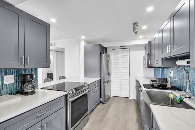 859 Jeffery Street SE 5090, Boca Raton, FL 33487