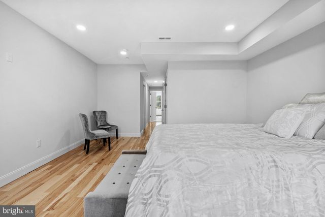 268 DUPONT ST, Philadelphia, PA 19128