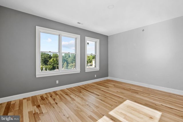 268 DUPONT ST, Philadelphia, PA 19128