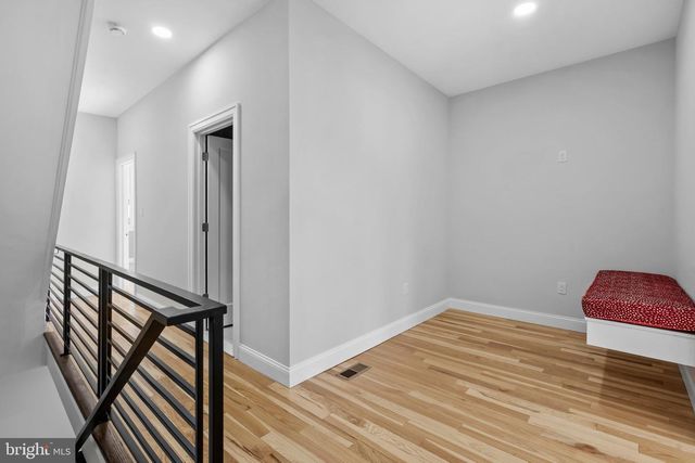 268 DUPONT ST, Philadelphia, PA 19128