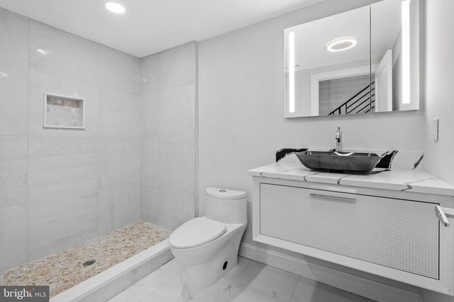 268 DUPONT ST, Philadelphia, PA 19128