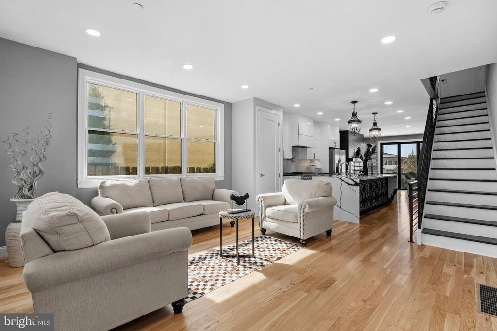 268 DUPONT ST, PHILADELPHIA, PA 19128 — photo 3