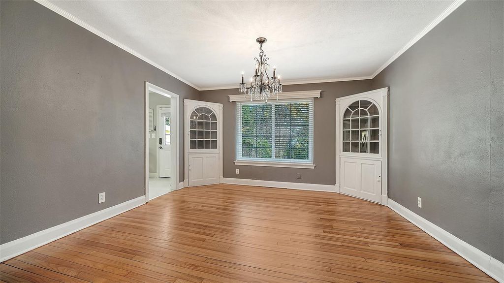 Image 26 of property listing at 121 24TH STREET W, Bradenton, FL 34205