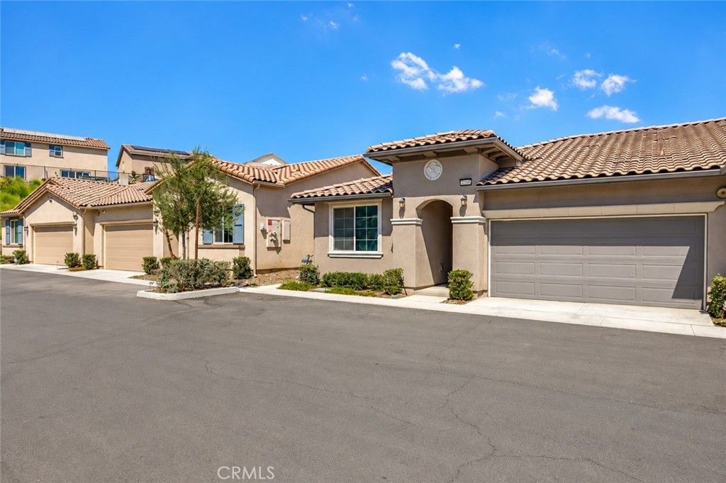 24064 Ashton, Corona, CA 92883 — exterior