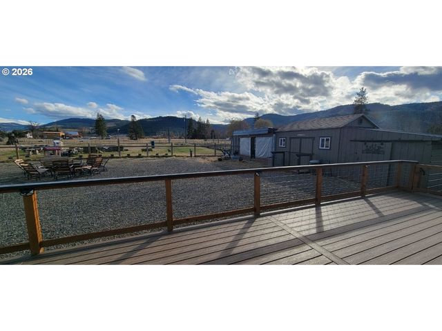 70724 BEAR CREEK Rd, Wallowa, OR 97885