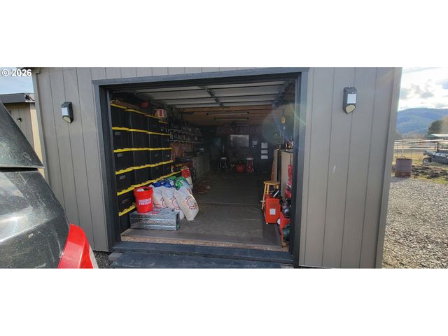 70724 BEAR CREEK Rd, Wallowa, OR 97885